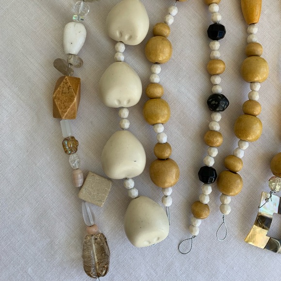 ✨SOLD✨ Beautiful collection of neutral beads - Picture 4 of 4